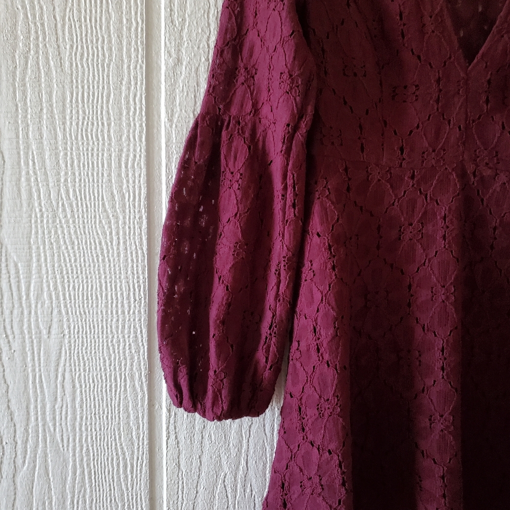 Free People Boho Western Lace V Neck Mini Peasant Bell Sleeves Burgandy sz 0 - Picture 6 of 11